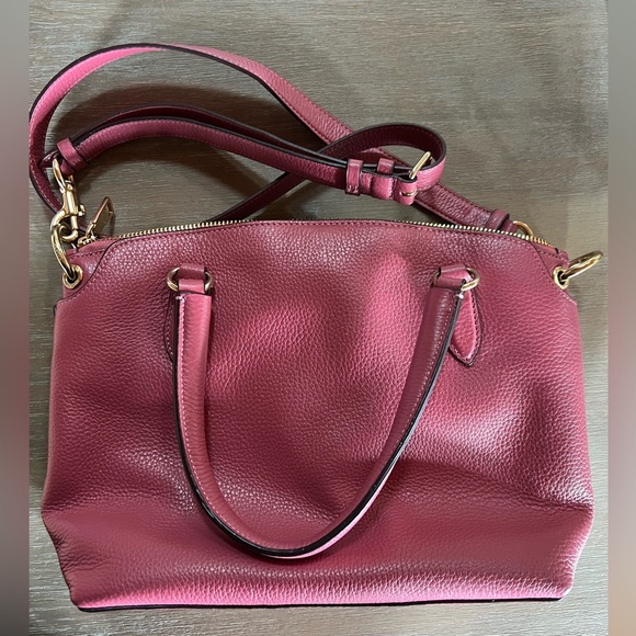 Pink Coach purse with gold hardware - Picture 3 of 7